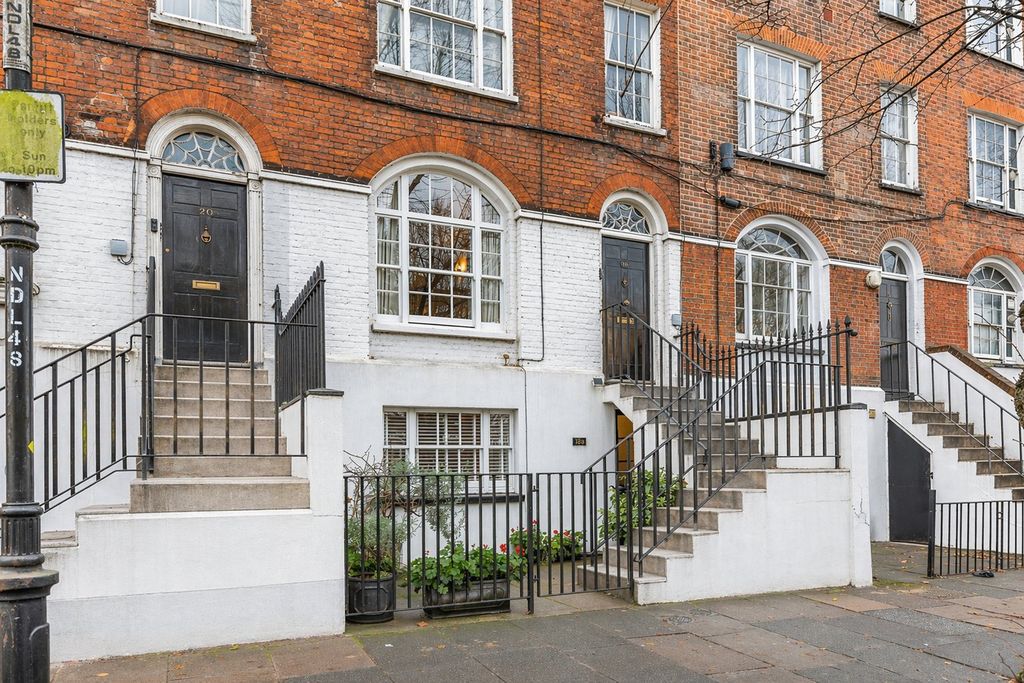 Property photo 1 of 14