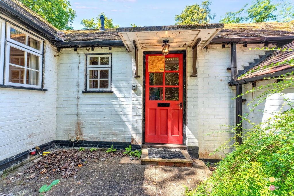 Property photo 2 of 22