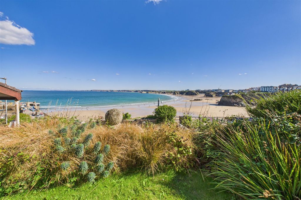 Property photo 2 of 35 Views