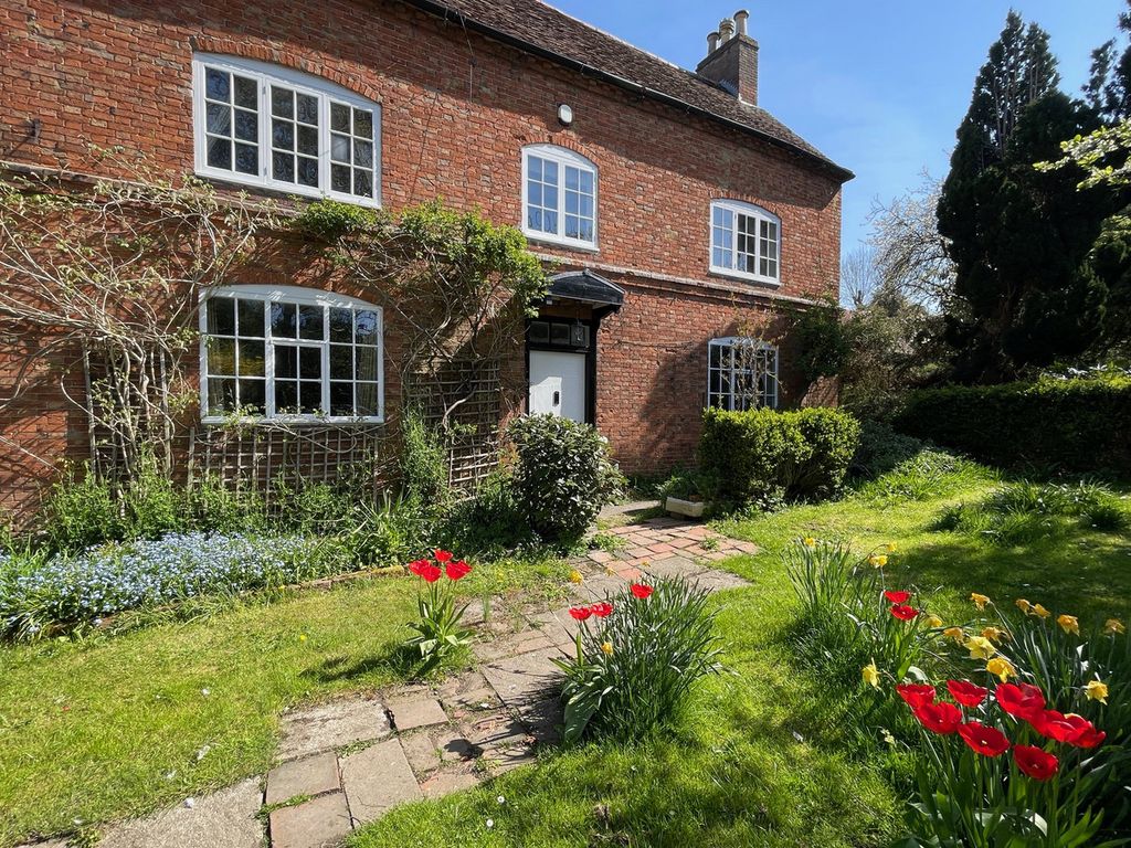 Property photo 1 of 50
