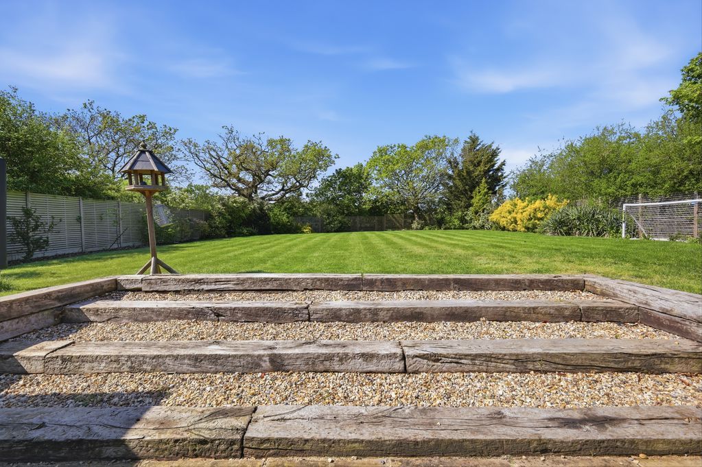 Additional image 60 of 5 bed barn conversion for saleThe Barn, Church Street, Billericay CM11