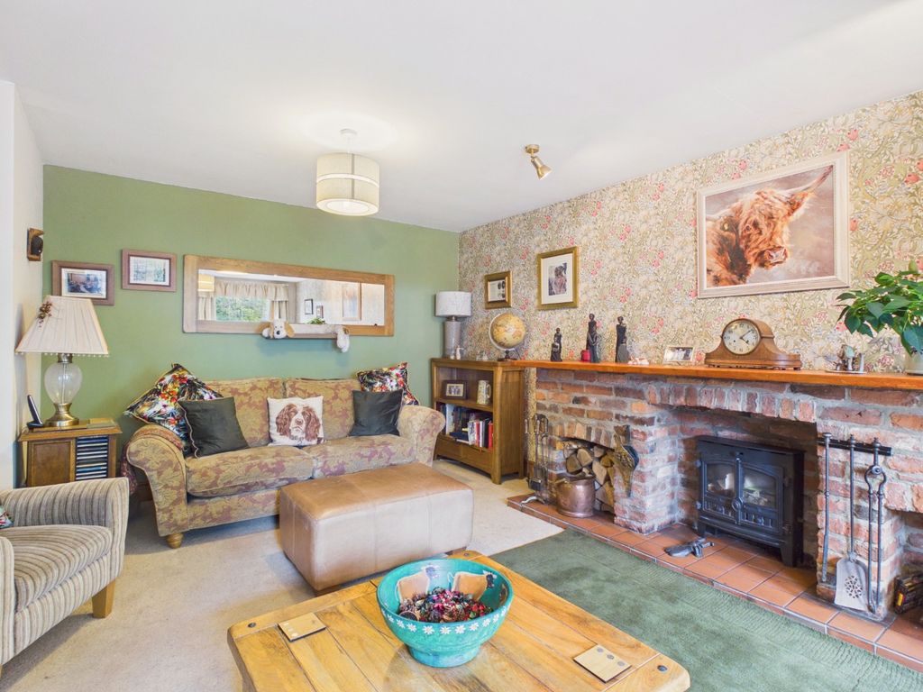 Property photo 3 of 24 5440055