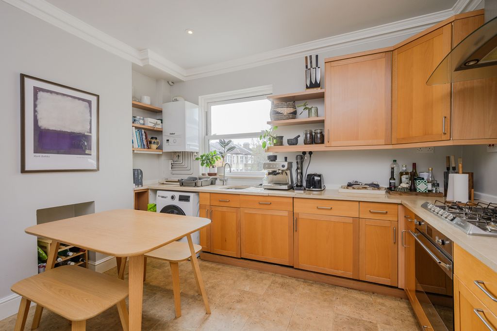 Property photo 3 of 10 Picture No. 23