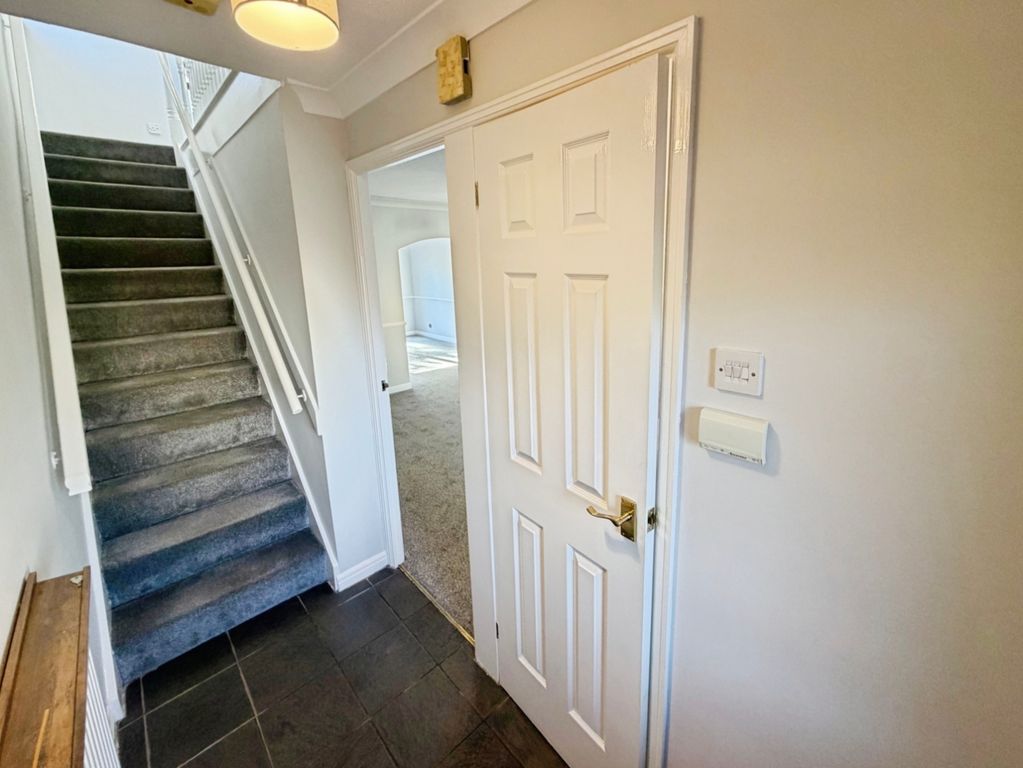 Property photo 3 of 52 Pbox-Img.Jpg