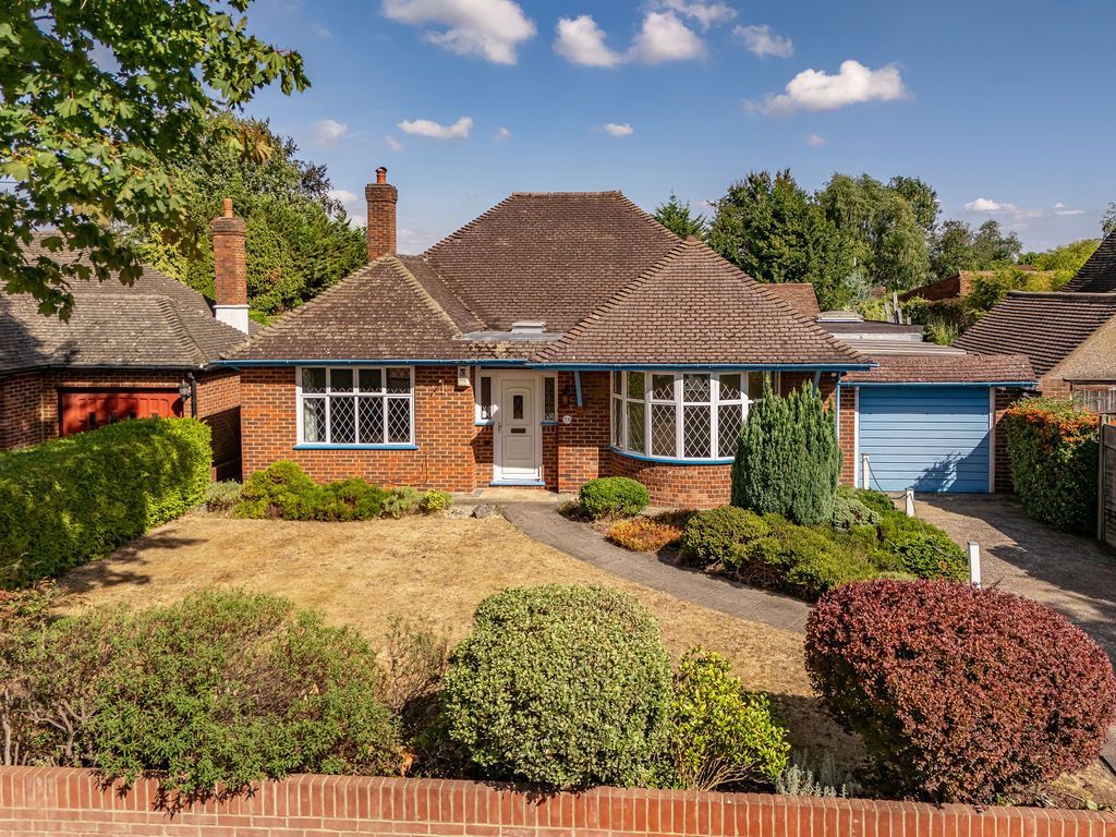 Property photo 1 of 31