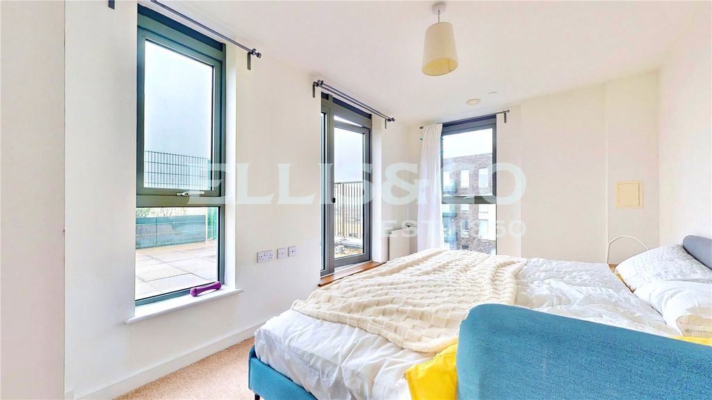 Property photo 1 of 18 Picture No. 10