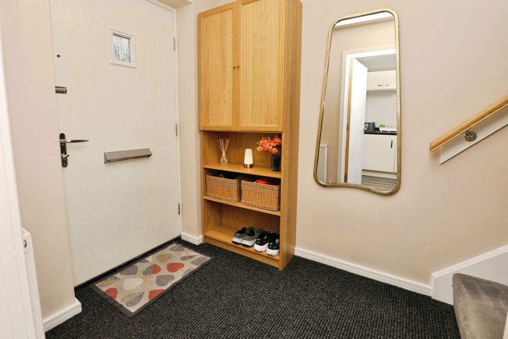 Property photo 2 of 15 Hall