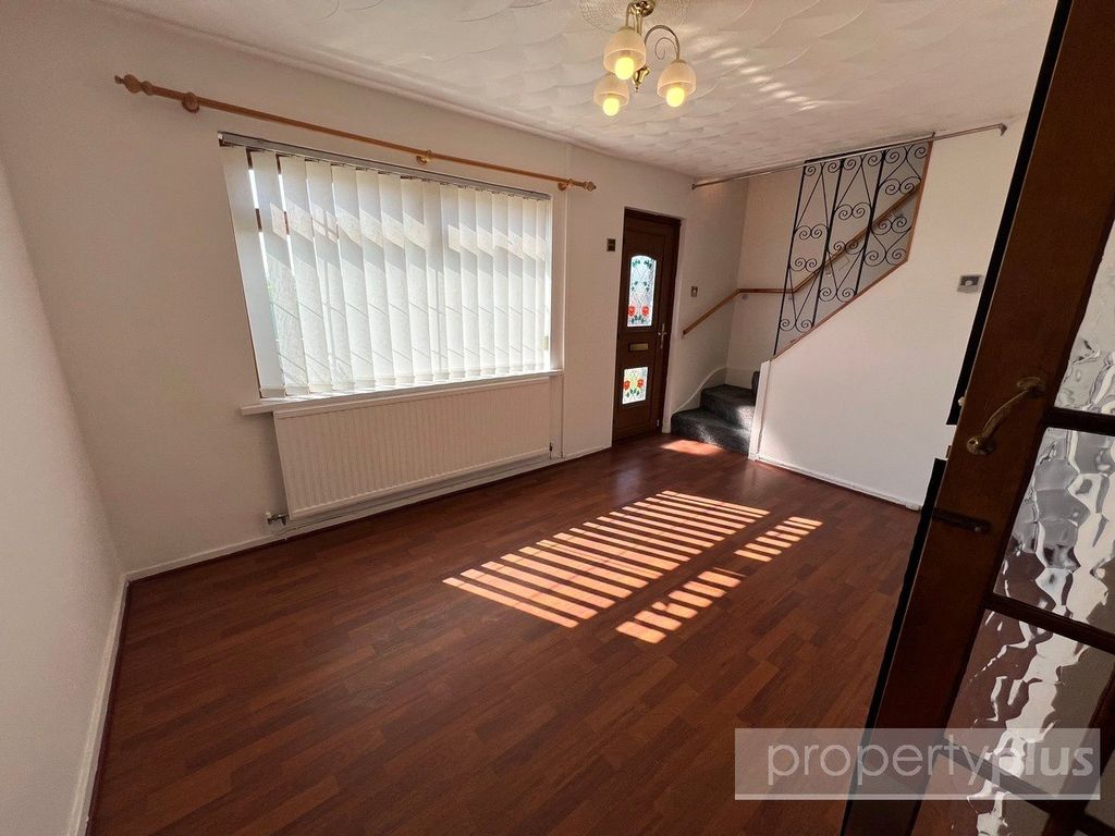 Property photo 3 of 13 Picture No. 12