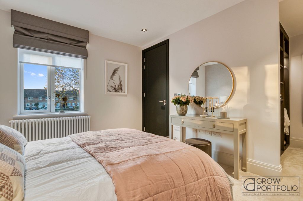 Additional image 14 of 4 bed semi-detached house for saleEgerton Drive, London, Greater London TW7