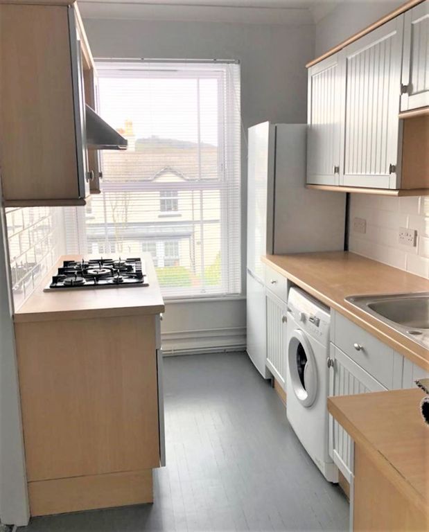 Property photo 3 of 22