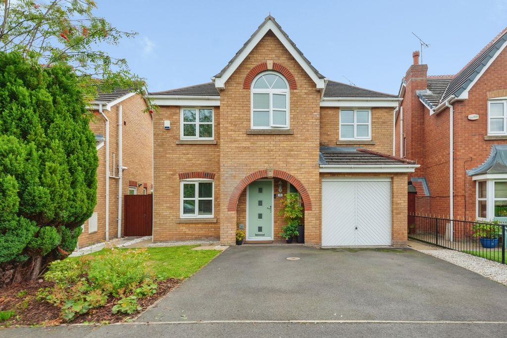 Property photo 1 of 28 Pbox-Img.Jpg