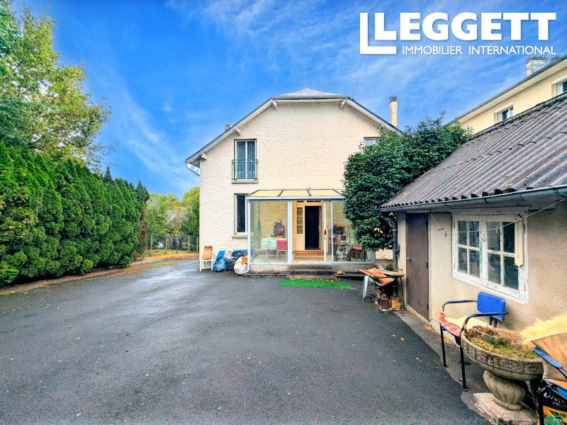 Property photo 2 of 10