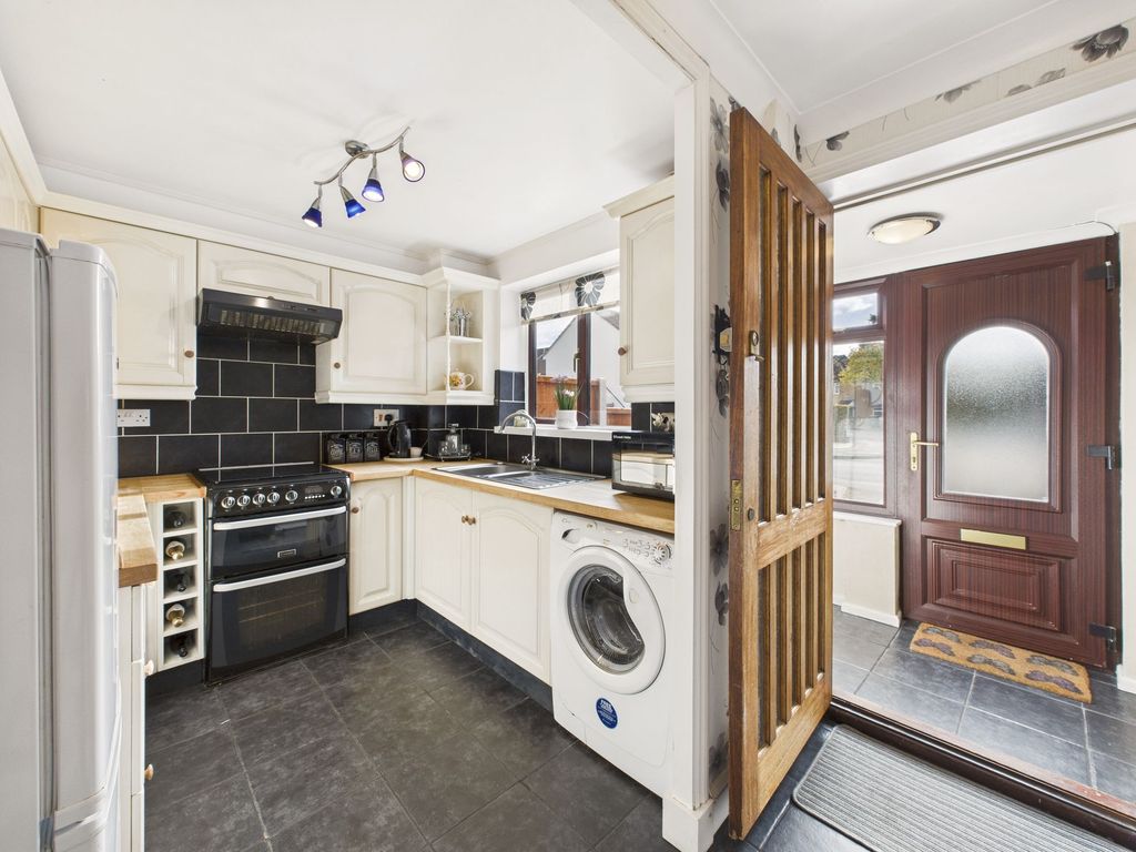 Property photo 2 of 13