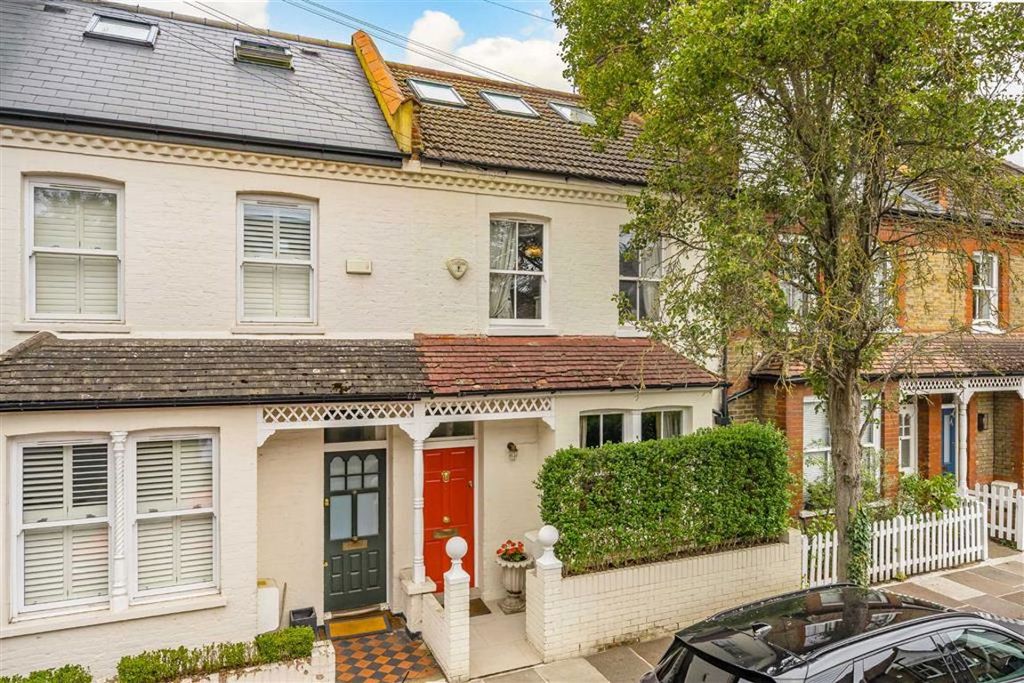 Property photo 2 of 12