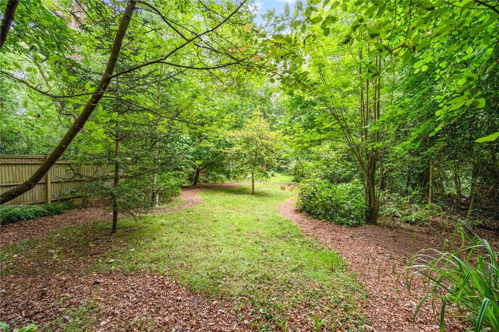 Property photo 3 of 28 Wood