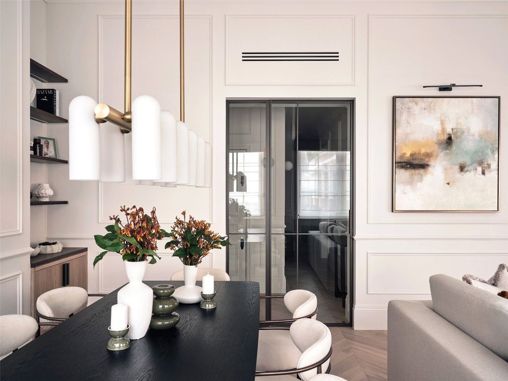 Property photo 3 of 10 Picture 3