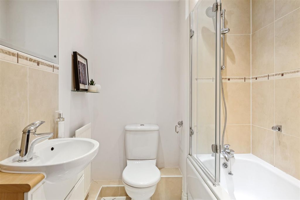 Additional image 18 of 2 bed flat for saleBellingham Drive, Reigate RH2