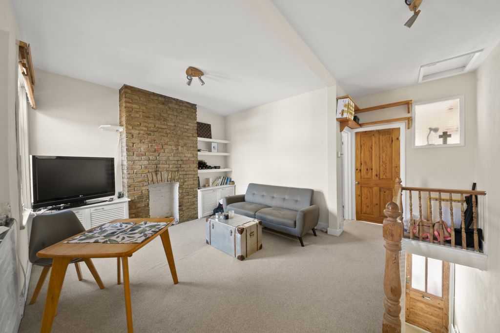Property photo 3 of 11 Photo 5
