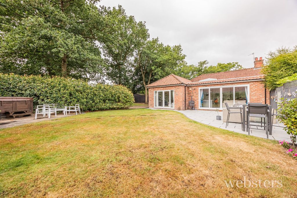 Property photo 1 of 35