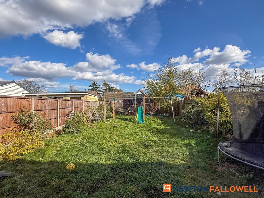 Property photo 3 of 15