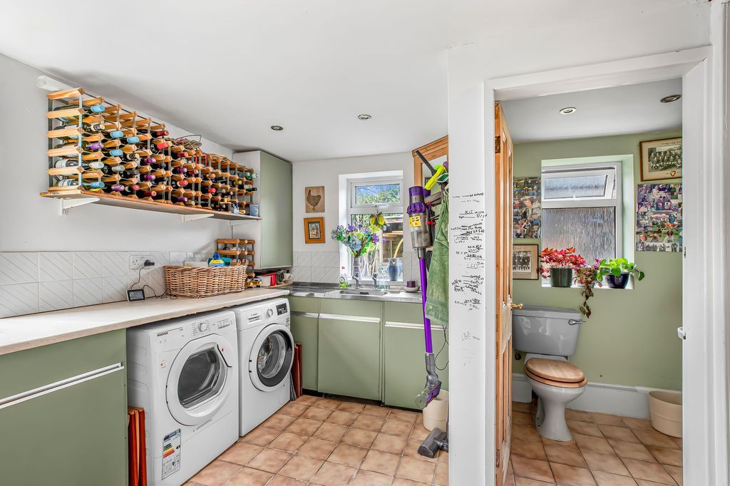 Additional image 14 of 4 bed detached house for saleGlen Road, Bingley BD16