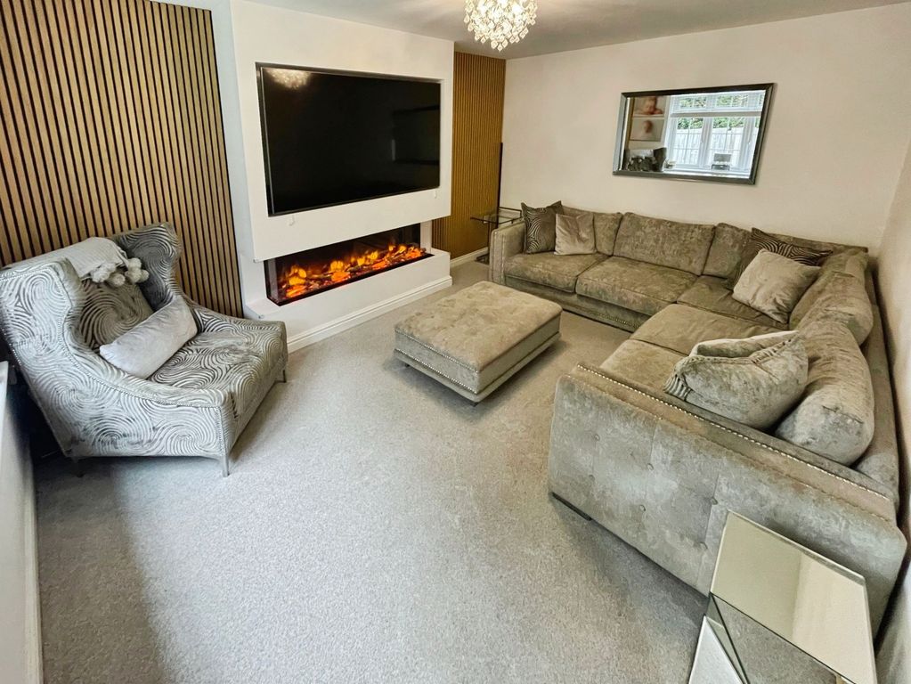 Property photo 2 of 24