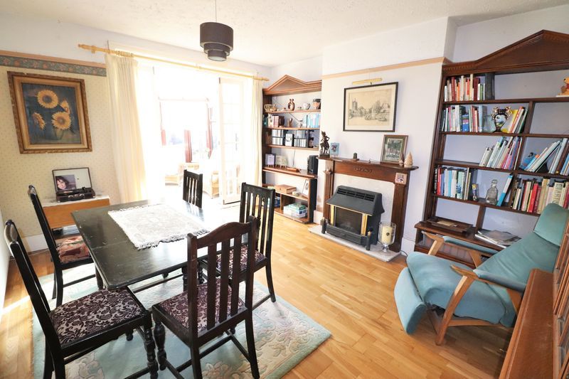 Property photo 3 of 32 Photo 24