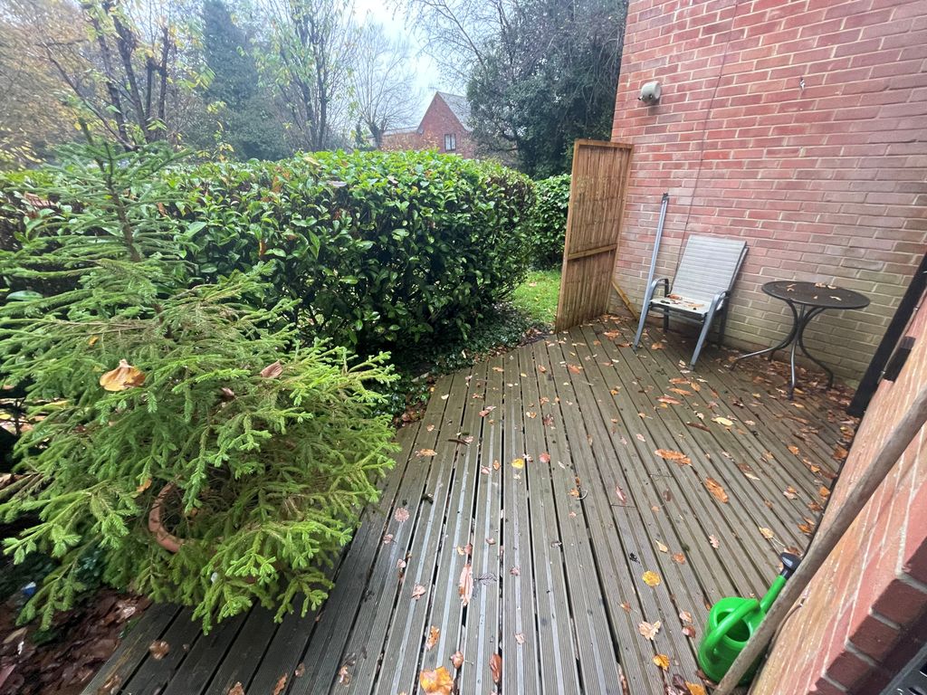 Property photo 2 of 6