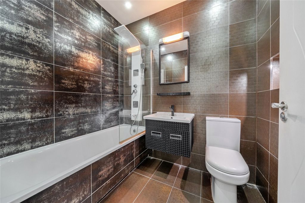 Property photo 3 of 16 Picture No. 05