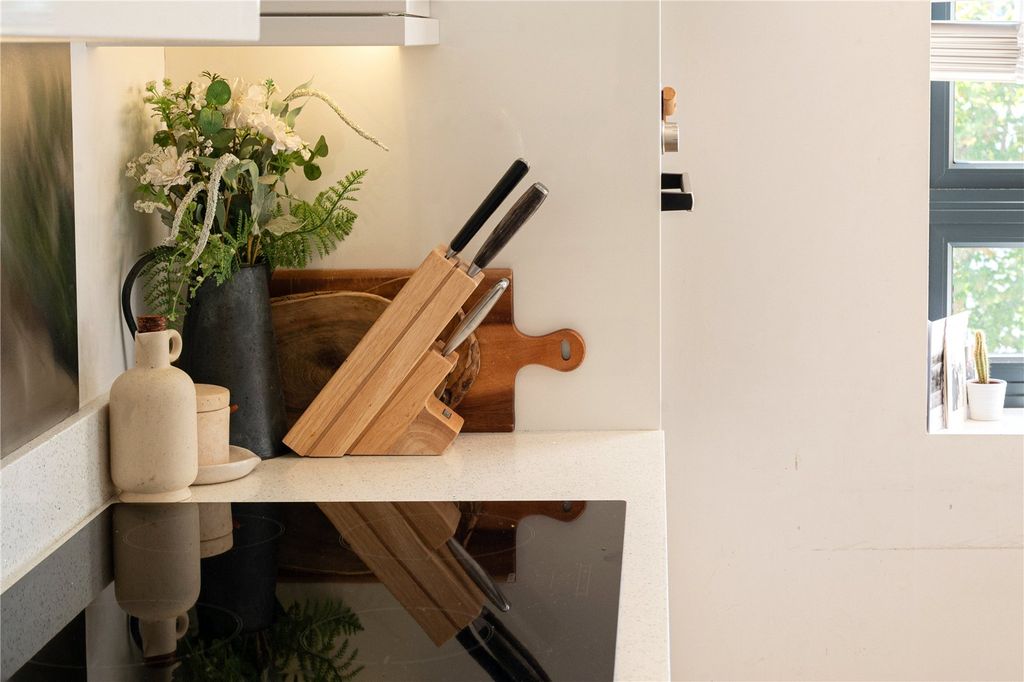 Property photo 3 of 21 Picture No. 18