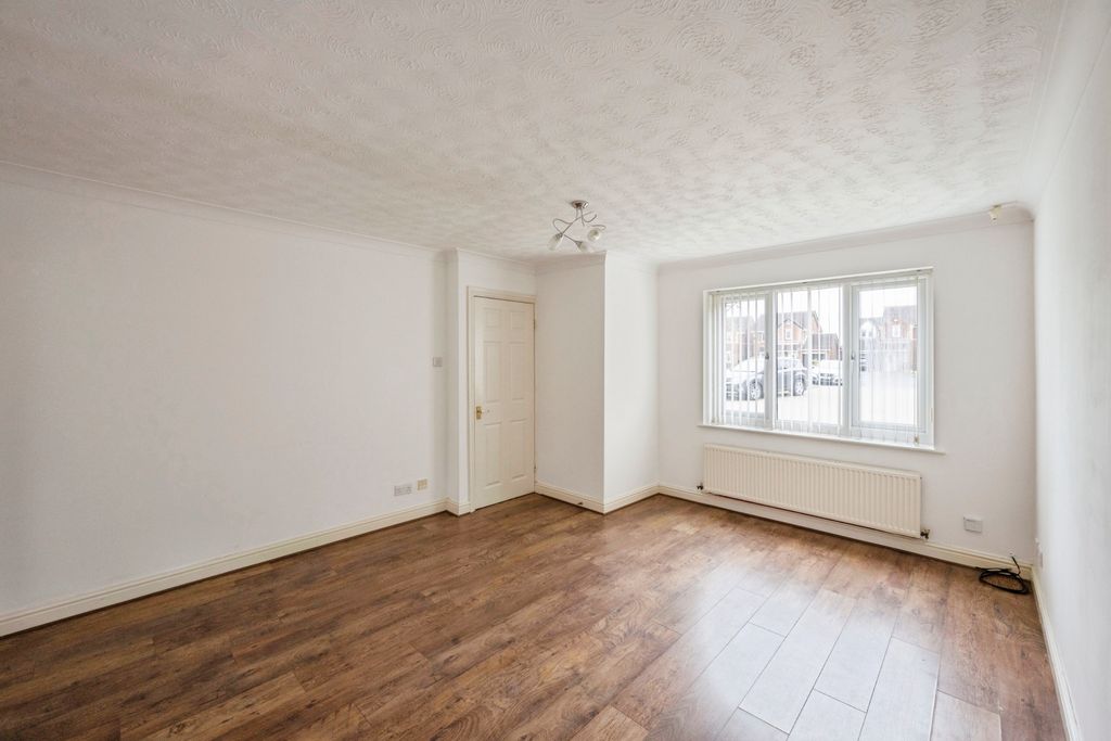 Property photo 3 of 15