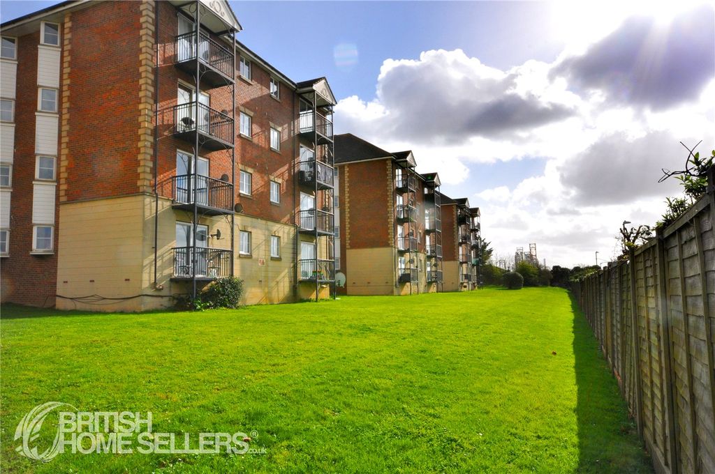 Property photo 1 of 14 Picture No. 09