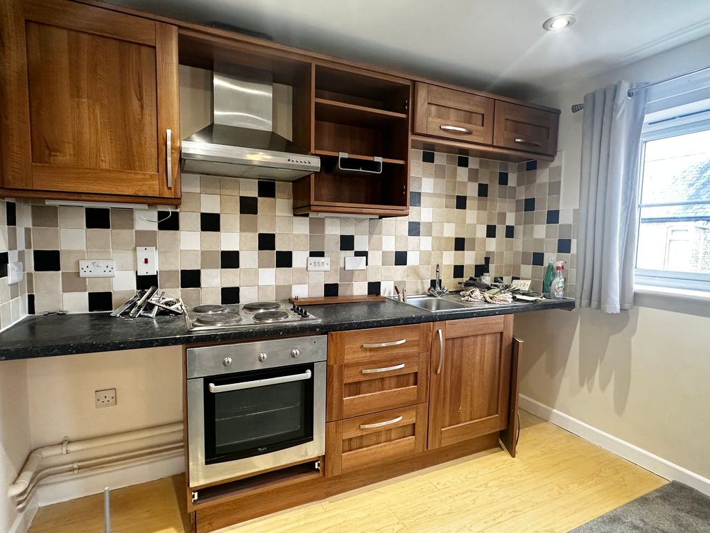 Property photo 1 of 5 Kitchen