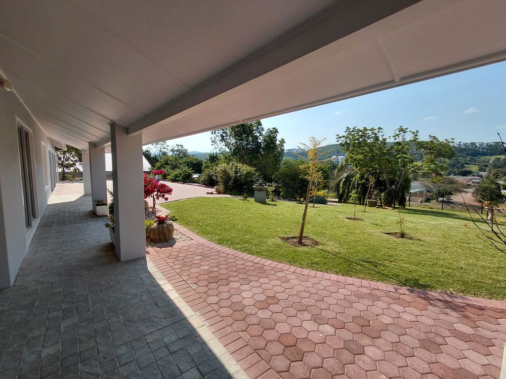 Property photo 3 of 53