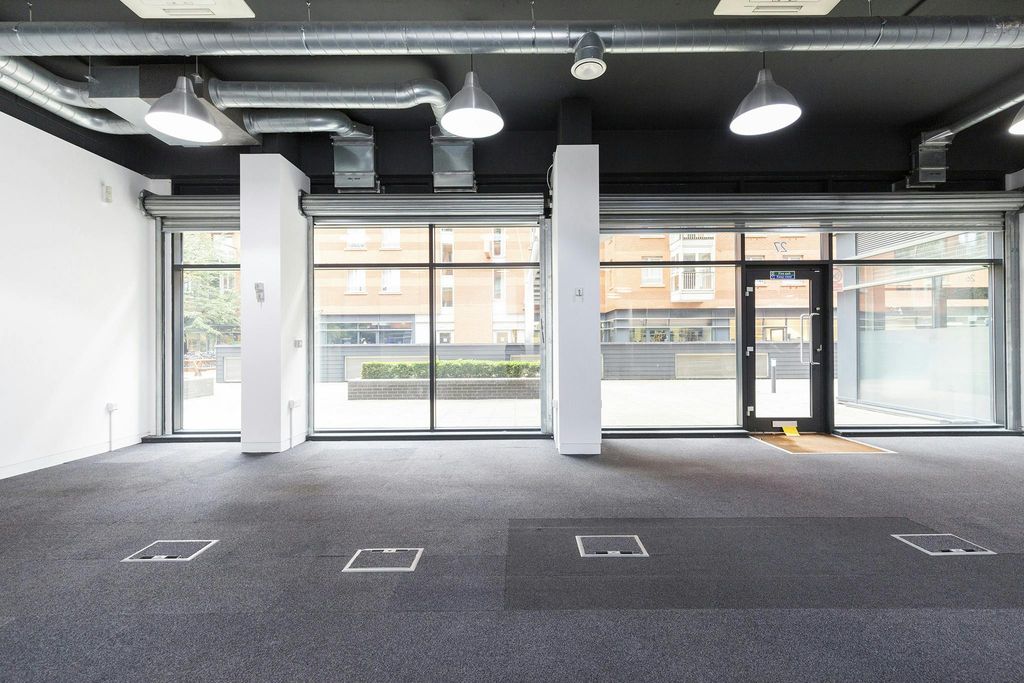 Property photo 1 of 15 Units 27 Studios Holloway   03.Jpg