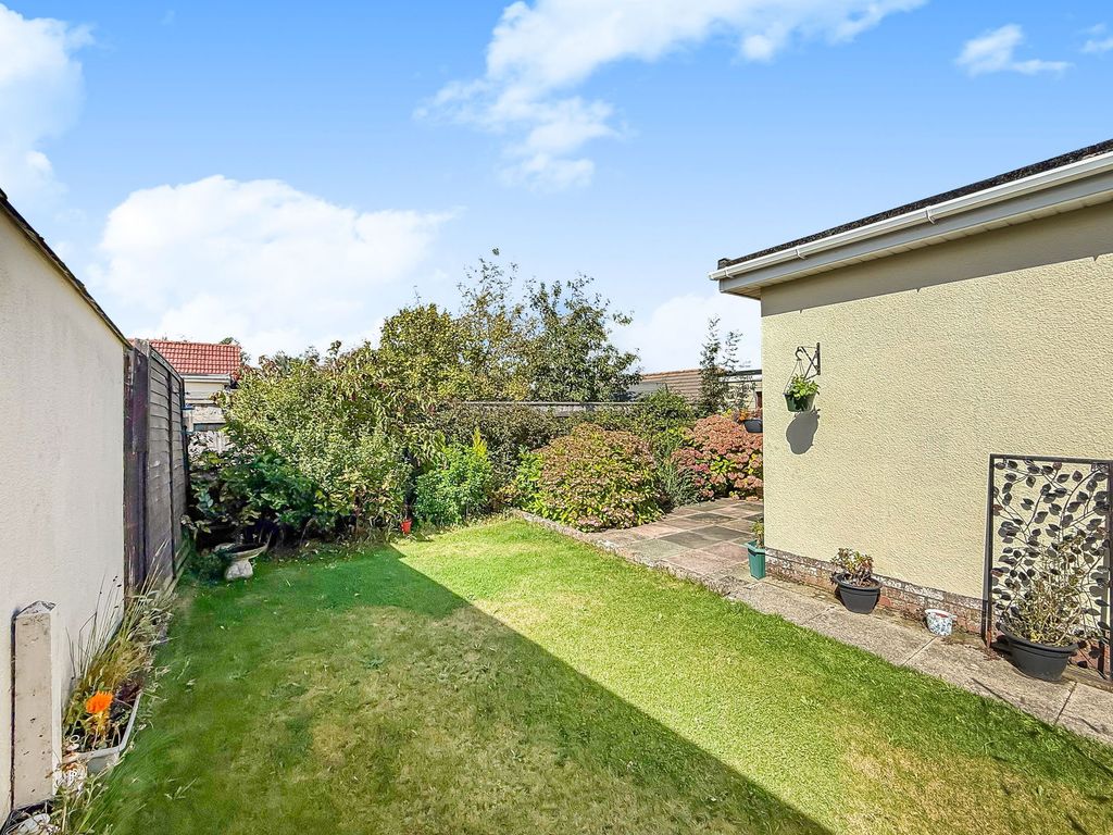 Property photo 2 of 23