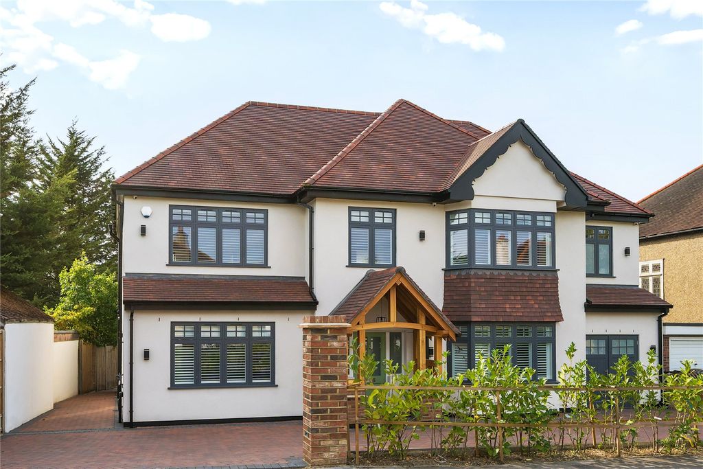 Property photo 1 of 29 Picture No. 02