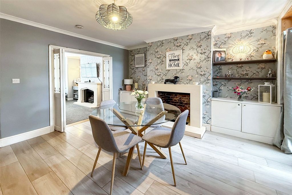 Property photo 2 of 18 Picture No. 01