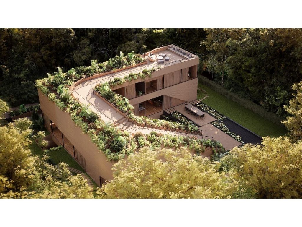 Property photo 1 of 18 Image