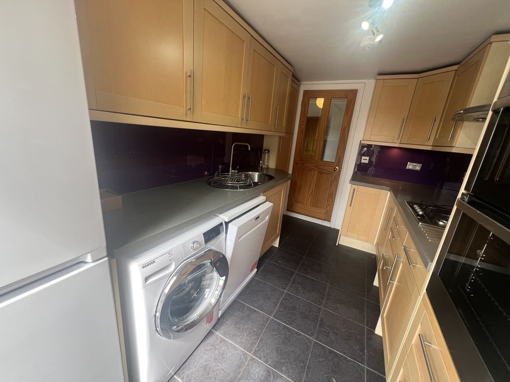 Property photo 3 of 12 Img_4449