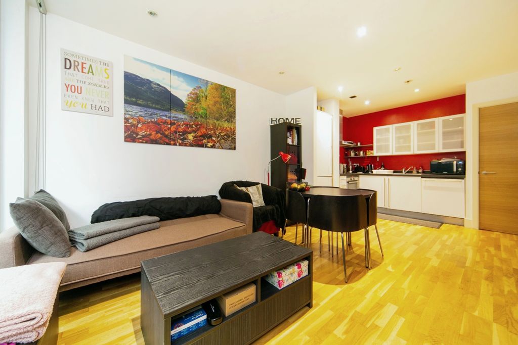 Property photo 3 of 15 Photography