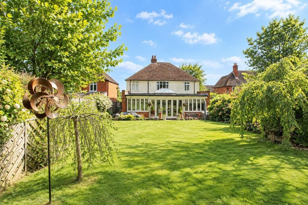 Property photo 1 of 11
