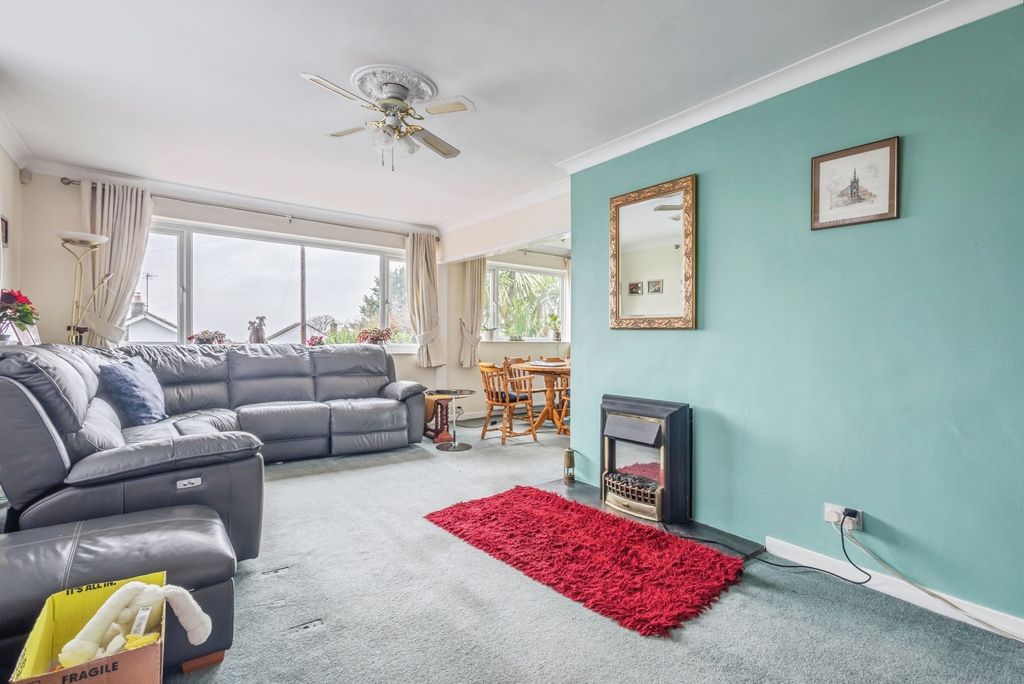 Property photo 2 of 19 Pbox-Img.Jpg