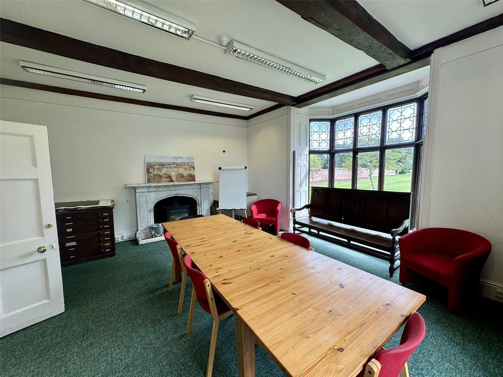 Property photo 2 of 12 Picture No. 10