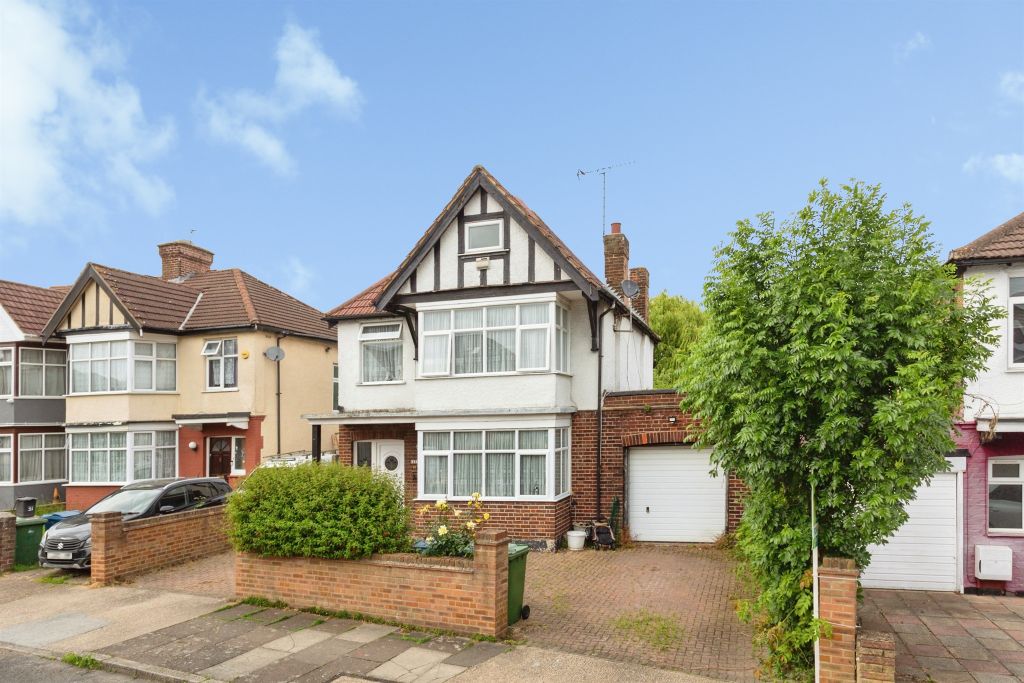 Property photo 1 of 19