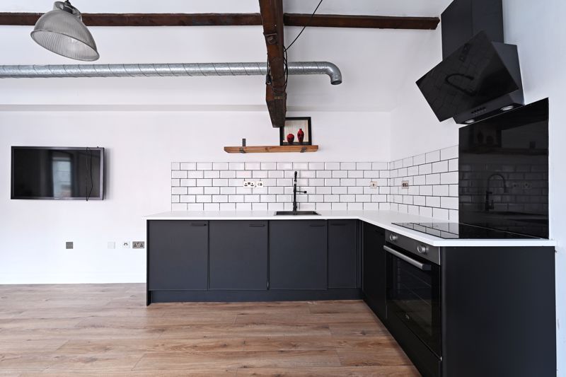 Property photo 2 of 15 Kitchen