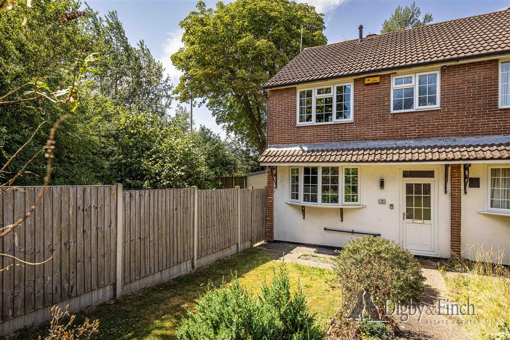 Property photo 1 of 16