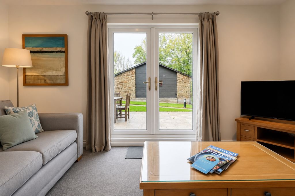 Property photo 3 of 12 Tren (11)