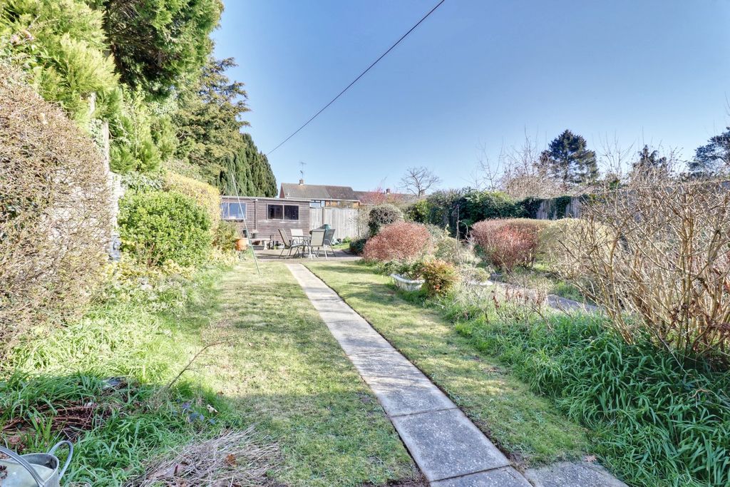 Property photo 2 of 19