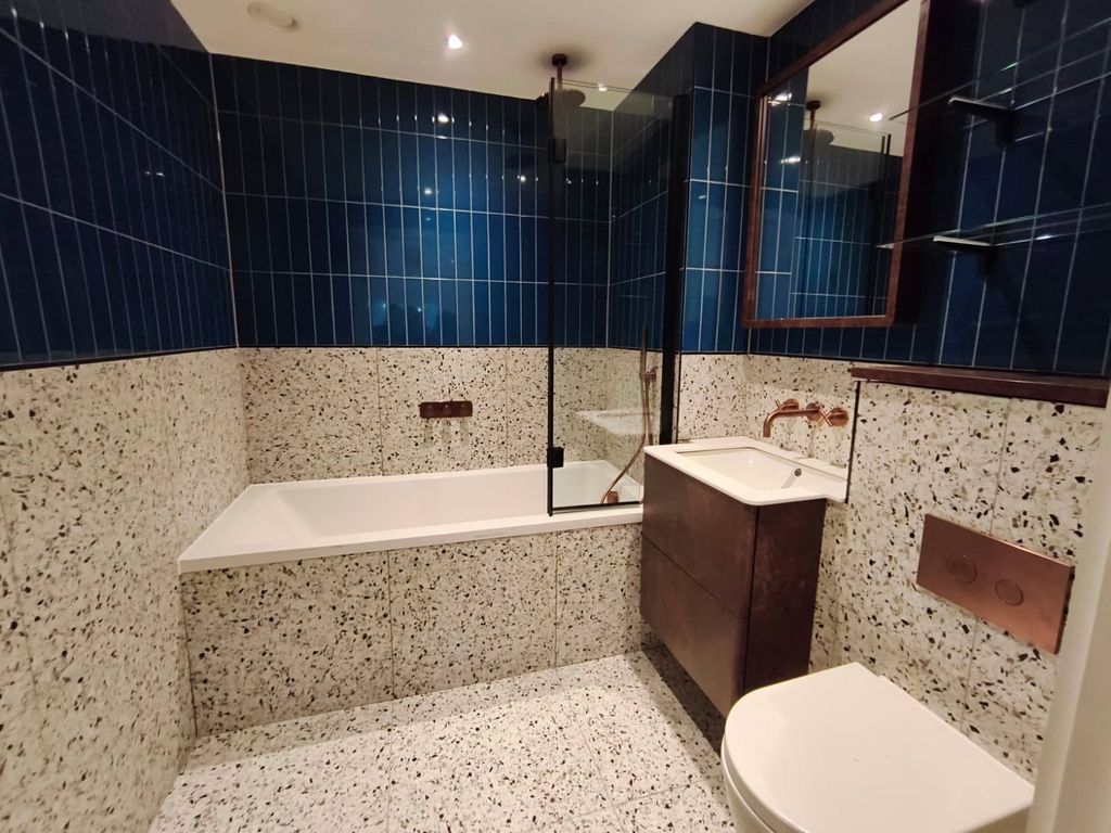 Property photo 2 of 14 Picture No. 12